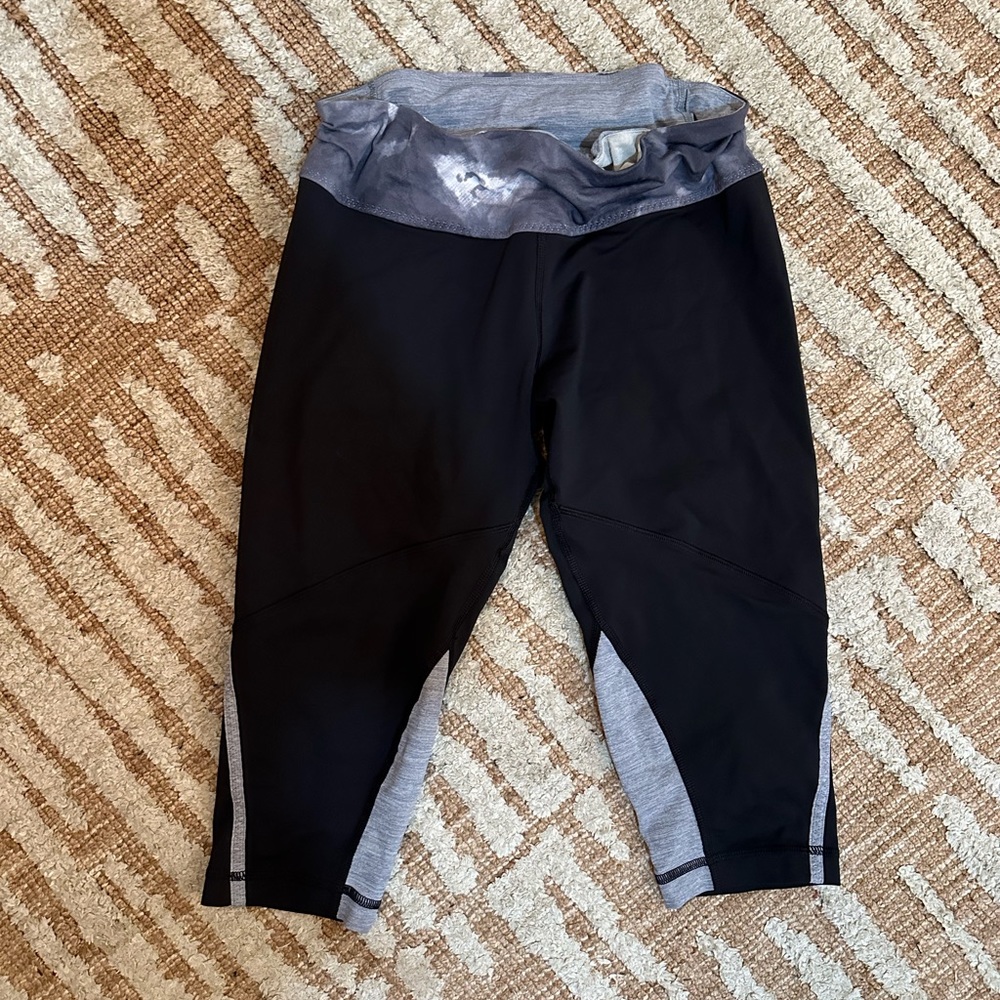 Knee Length Lululemon Leggings